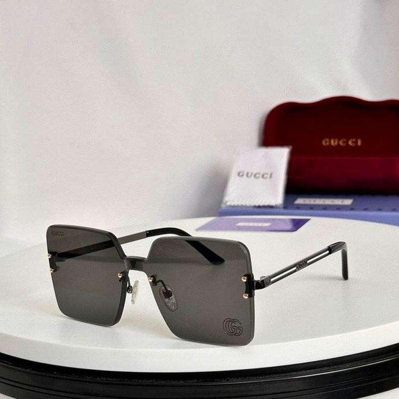 Gucci Sunglasses 486